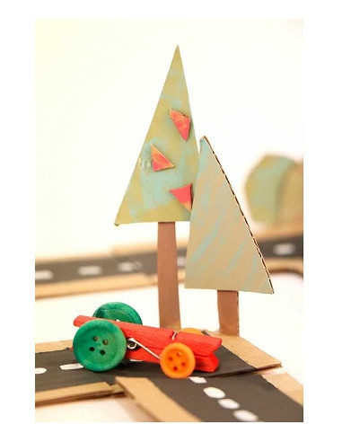 PINZAS DE MADERA COLORES 48 x 7 mm....