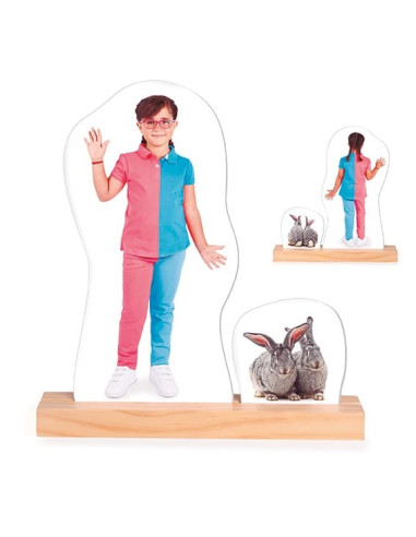 MI DERECHA Y MI IZQUIERA AKROS