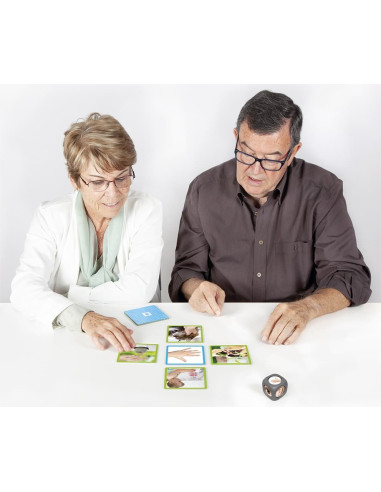 LOS 5 SENTIDOS AKROS