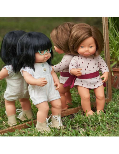 MUÑECO NIÑA DOWN CAUCASICA 38 cm.