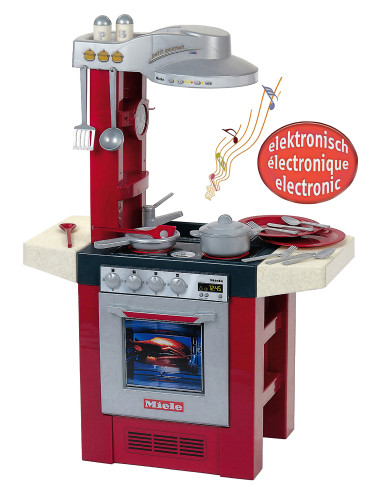 COCINA MIELE PETIT KLEIN