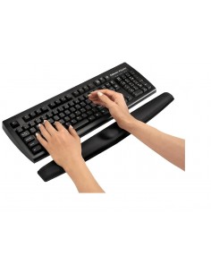 REPOSAMUÑECAS TECLADO... 2
